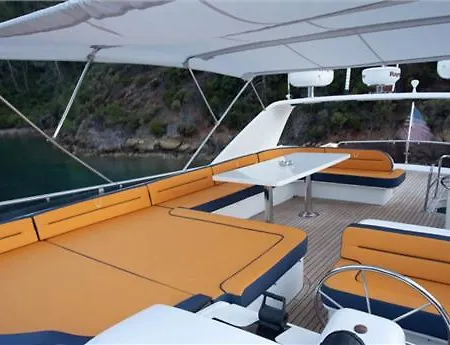 Voyatur Turizm Ve Yatcilik * Gocek (Fethiye)