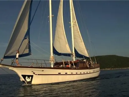 Voyatur Turizm Ve Yatcilik * Gocek (Fethiye)