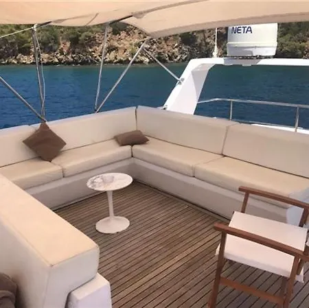 Voyatur Turizm Ve Yatcilik Botel